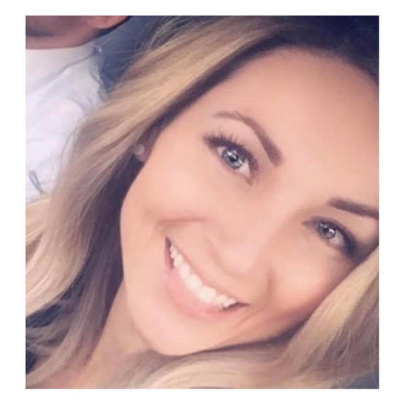 Profile Picture of Sarah Blaszyk (@sarah415dh) on Poshmark