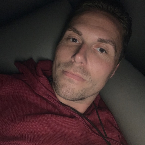 Profile Picture of Zachary Jackson (@masterchef87) on Poshmark