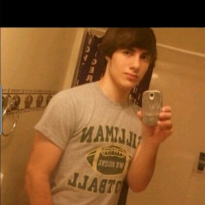 Profile Picture of AdamBall (@AdamPopper14) on Twitter