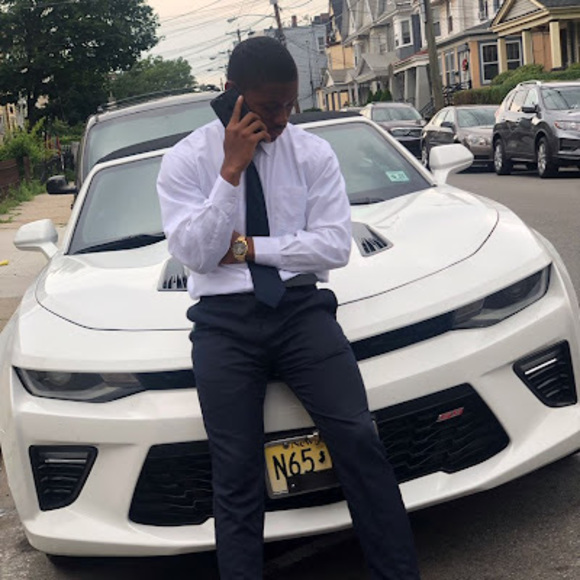 Profile Picture of Dwayne Howell (@dwaynehowell242) on Poshmark