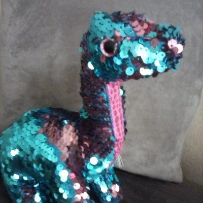 Profile Picture of Danielle Loren (@Daniell42323396) on Twitter