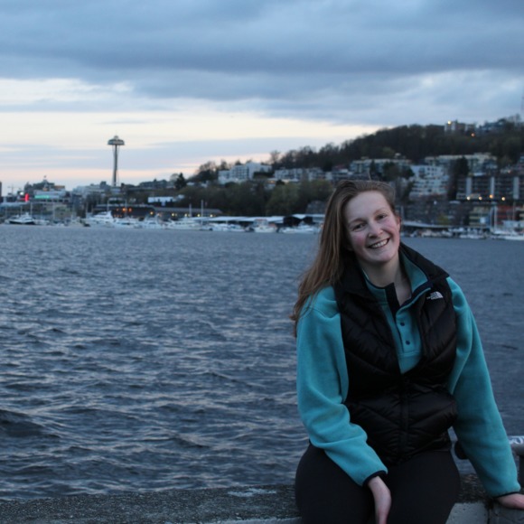 Profile Picture of Stephanie Thurner (@sthurner11) on Poshmark