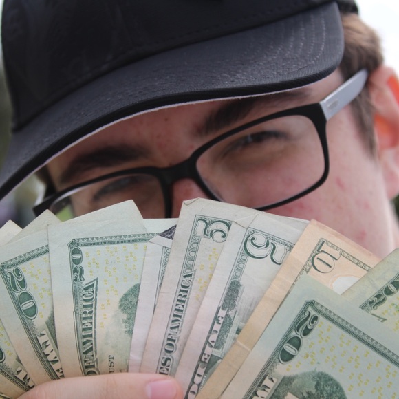 Profile Picture of Kyle Pereira (@kyle1101) on Poshmark