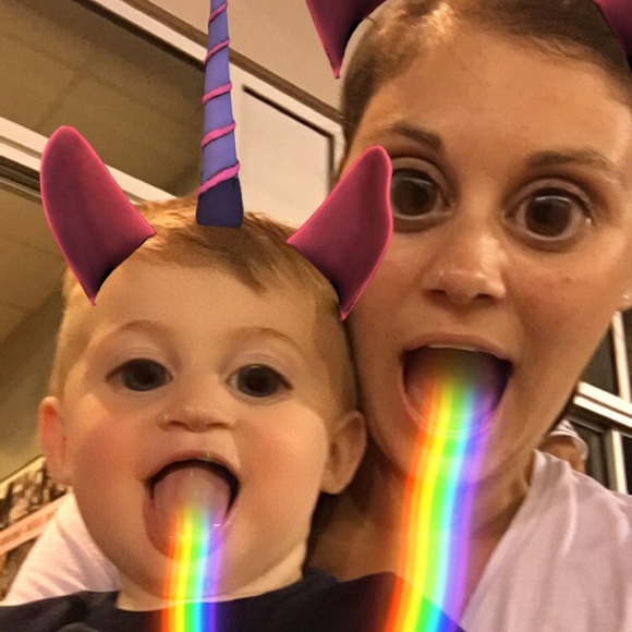 Profile Picture of Allyson Tscherne (@allysont515) on Poshmark