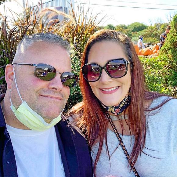 Profile Picture of Lindsay Keaney (@ljoy1977) on Poshmark