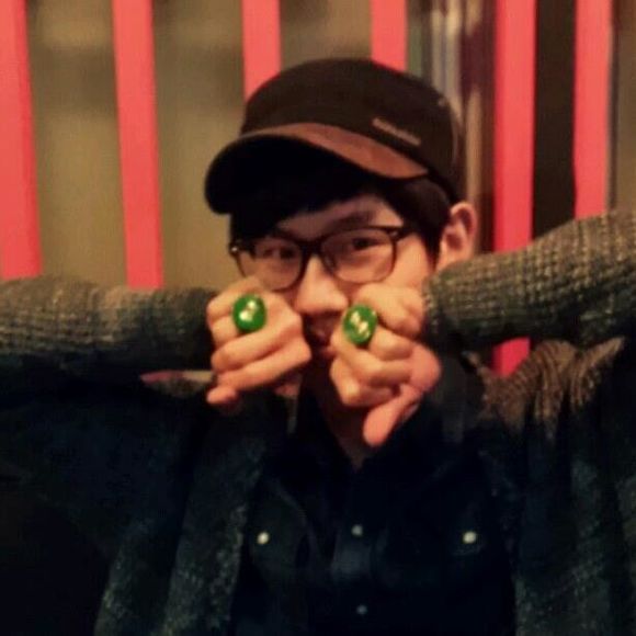 Profile Picture of David Hwang (@sweetday777) on Poshmark