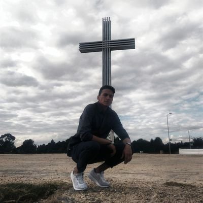 Profile Picture of Se Pronuncia Con Y ♻ (@_AngeloBarreto) on Twitter