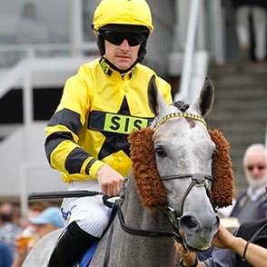 Profile Picture of Mike&Kay Fothergill (@mandk_g) on Twitter