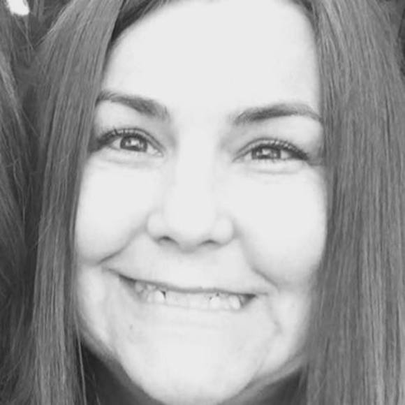 Profile Picture of Tracy Cerny (@tacerny) on Poshmark