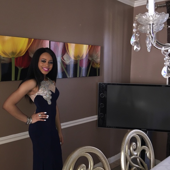 Profile Picture of Princess Anukem (@princess_anukem) on Poshmark