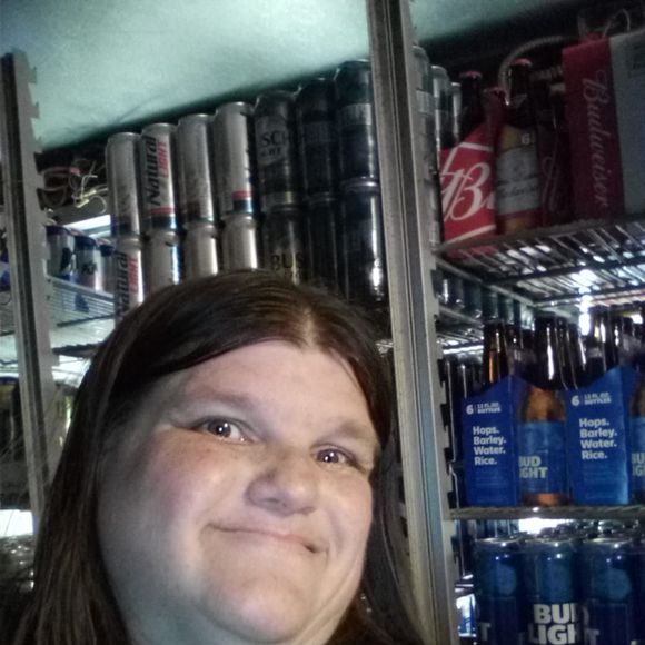 Profile Picture of Christie Meyers (@christie_meyers) on Poshmark