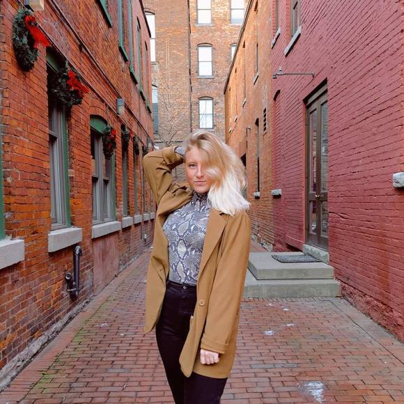 Profile Picture of Kayla Ruud (@rookie778) on Poshmark