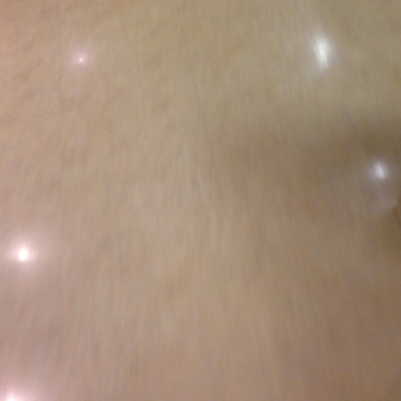 Profile Picture of Arlan Catney (@arlancatney) on Poshmark