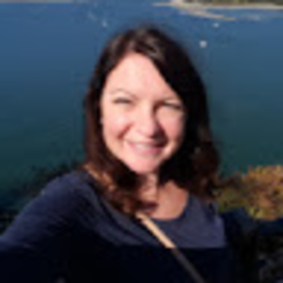 Profile Picture of Tracey Mahoney (@traceyemahoney) on Poshmark