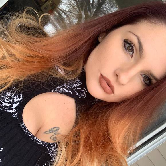 Profile Picture of Marissa Presler (@missacutie) on Poshmark