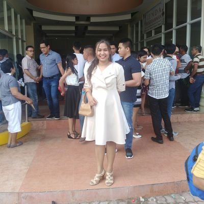 Profile Picture of April Joyce Lorenzo (@@akosiapriljoyce) on Twitter