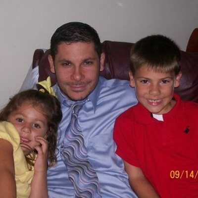 Profile Picture of Suzanne Feaser Coco (@Suzy5377) on Twitter