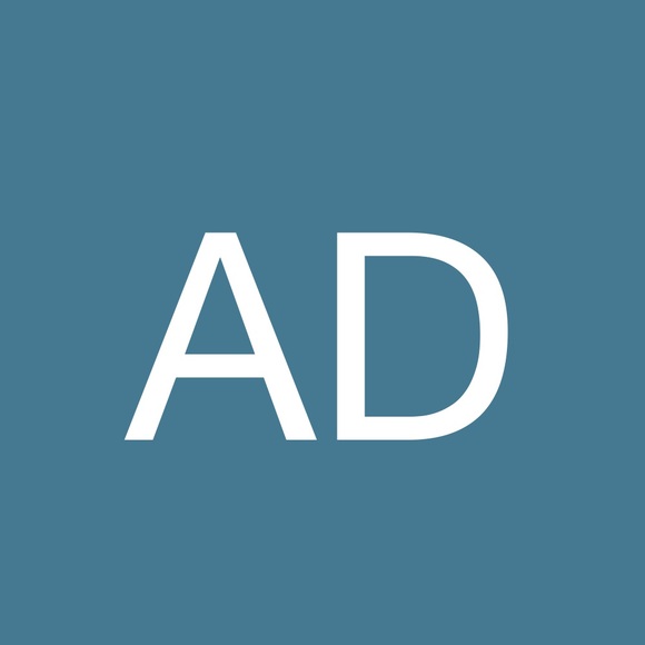Profile Picture of Adam Daoud-gray (@adam_dg) on Poshmark