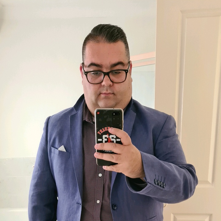 George Karakatsanis... - Tiktok Profile Picture of   George Karakatsanis... (@georgekarakatsani5) on Tiktok