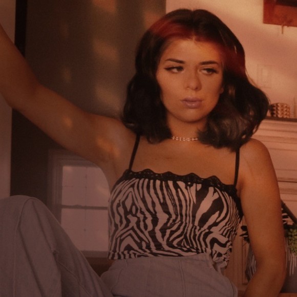 Profile Picture of Maria Dimitroulakos (@mardimi) on Poshmark