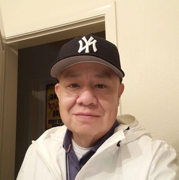 Profile Picture of Shawn Yazza (@yazzies_cards) on Poshmark