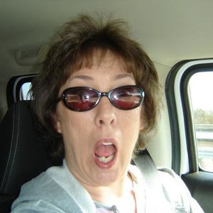 Profile Picture of Brenda Locke (@yo_yoyo_mama) on Myspace