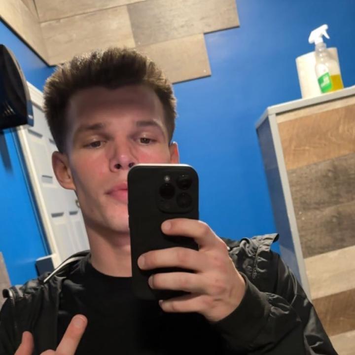 Profile Picture of Eric (@@ericcorwin_) on Tiktok