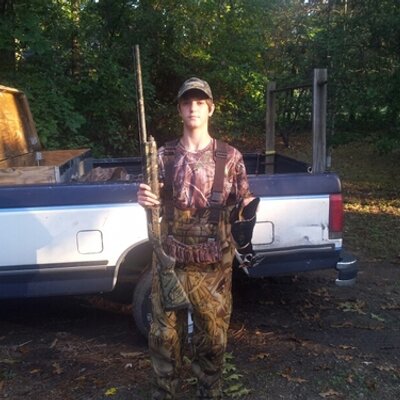 Profile Picture of Josh Claypoole (@joshclaypoole) on Twitter