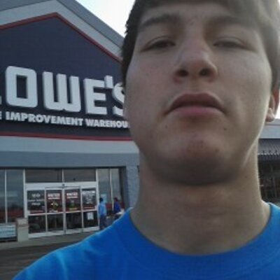 Profile Picture of David (@RichardSwink) on Twitter