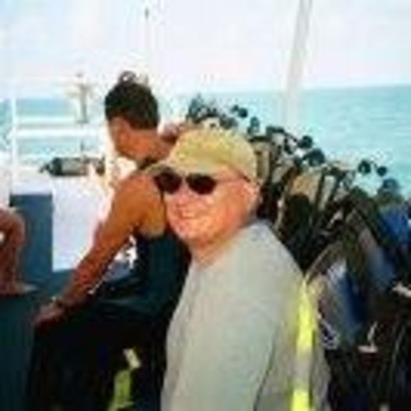 Profile Picture of Rick Tumlin (@rick_tumlin) on Poshmark