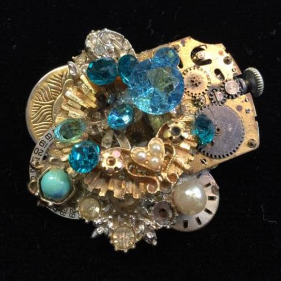 Sherin Roshdy - Poshmark Profile Picture of Sherin Roshdy (@crescentantique) on Poshmark