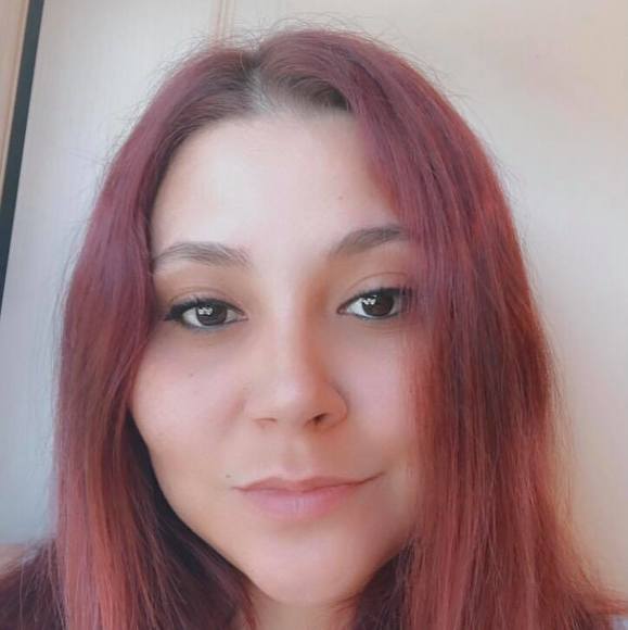 Profile Picture of Danielle Masotti (@daniellemasotti) on Poshmark