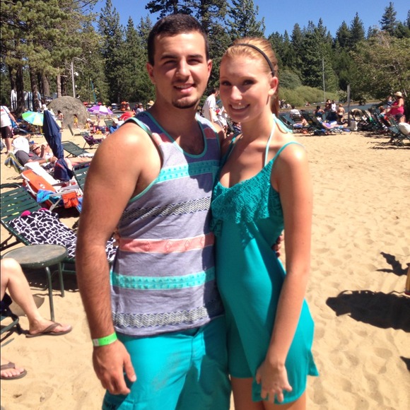 Profile Picture of Sydney Hardrath (@sydhardrath) on Poshmark
