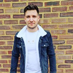 Profile Picture of aaronhird9 (@aaronhird9) on Tiktok