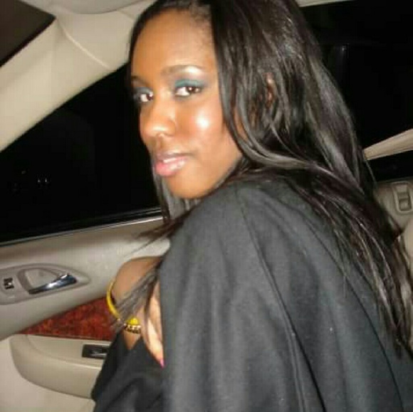 Profile Picture of Victoria Hooks (@vickirh) on Poshmark