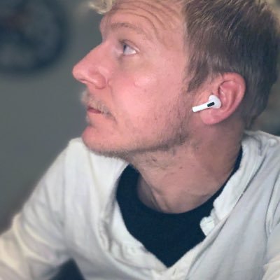 Profile Picture of Michael Twombly (@twoms) on Twitter