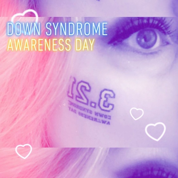 Kim Shook - Poshmark Profile Picture of Kim Shook (@tkrmom) on Poshmark