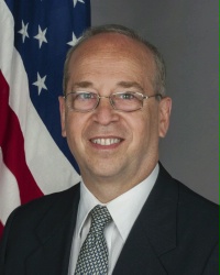 Profile Photo of Daniel R. Russelon Wikipedia