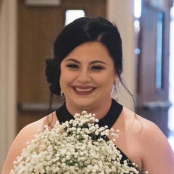 Robyn Howell - Poshmark Profile Picture of Robyn Howell (@rnhowell) on Poshmark