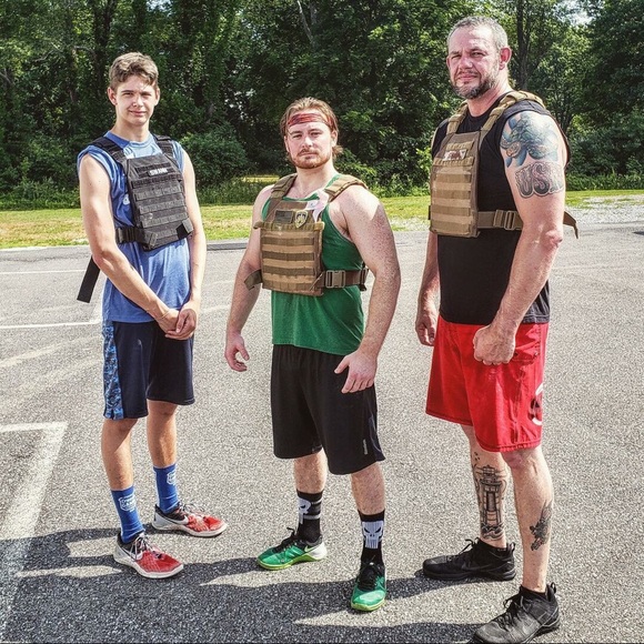 Profile Picture of Stephen Swann (@stephenswann) on Poshmark