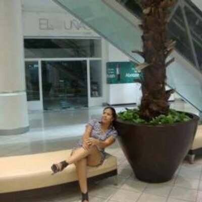 Profile Picture of Iris Salazar Mena (@iris_bella2) on Twitter