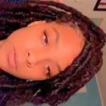 Profile Picture of mia.simones (@mia.simones) on Instagram