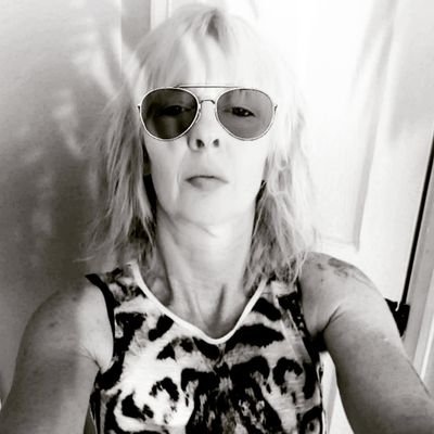 Profile Picture of Naomi  Roberts (@naomiroberts200) on Twitter