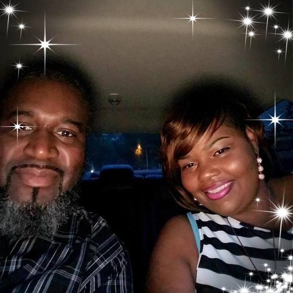 Profile Picture of Roberta Loggins thomas (@rloggins37) on Poshmark