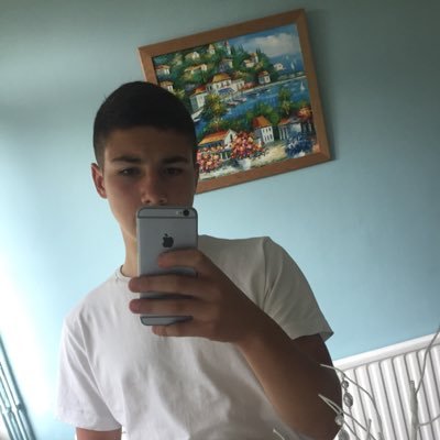 Profile Picture of Louis Bartlett (@Louisbartlett_2) on Twitter