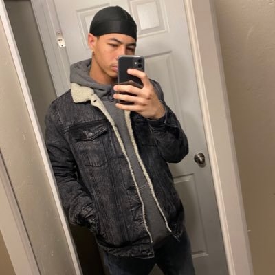 Profile Picture of Julian Johnson (@icejjjulian) on Twitter