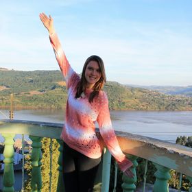 Profile Picture of Luiza Carla Zahler (@carlazahler) on Pinterest