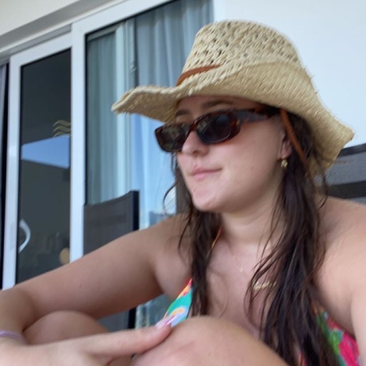Profile Picture of amber (@@amber_neal19) on Tiktok
