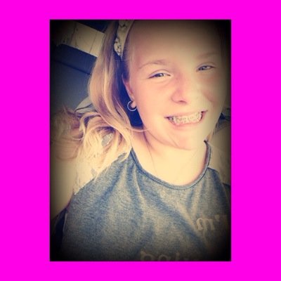 Profile Picture of Alexa Montgomery (@alexapaige65) on Twitter