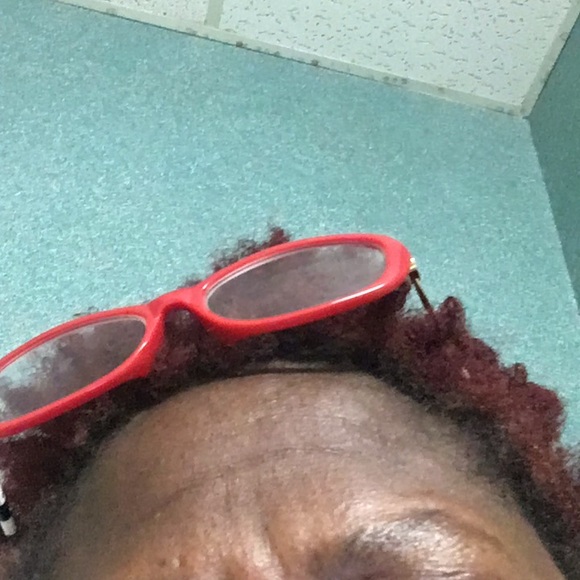 Profile Picture of Tee Botch (@tee667) on Poshmark